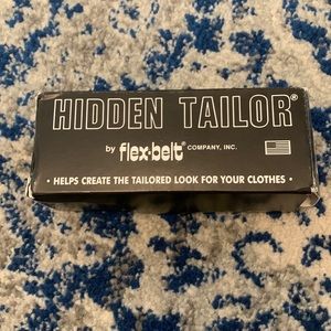 Flex Belt and shirt stays, keeps shirt secured